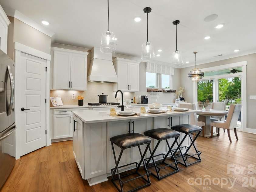 1022 Heritage Pointe, Indian Trail, NC 28079.  MLS# CAR4396519, YatesRealty ID 32322. Kitchen