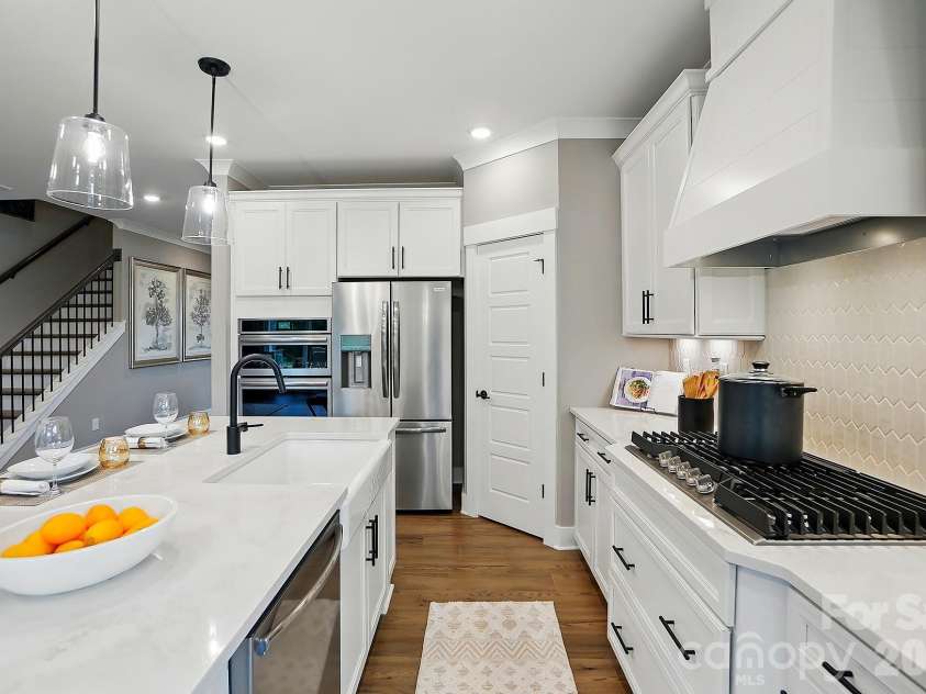 1022 Heritage Pointe, Indian Trail, NC 28079.  MLS# CAR4396519, YatesRealty ID 32322. Kitchen