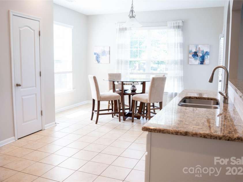 1284 Bridgeford Drive, Huntersville, NC 28078.  MLS# CAR4291230, YatesRealty ID 32322. 