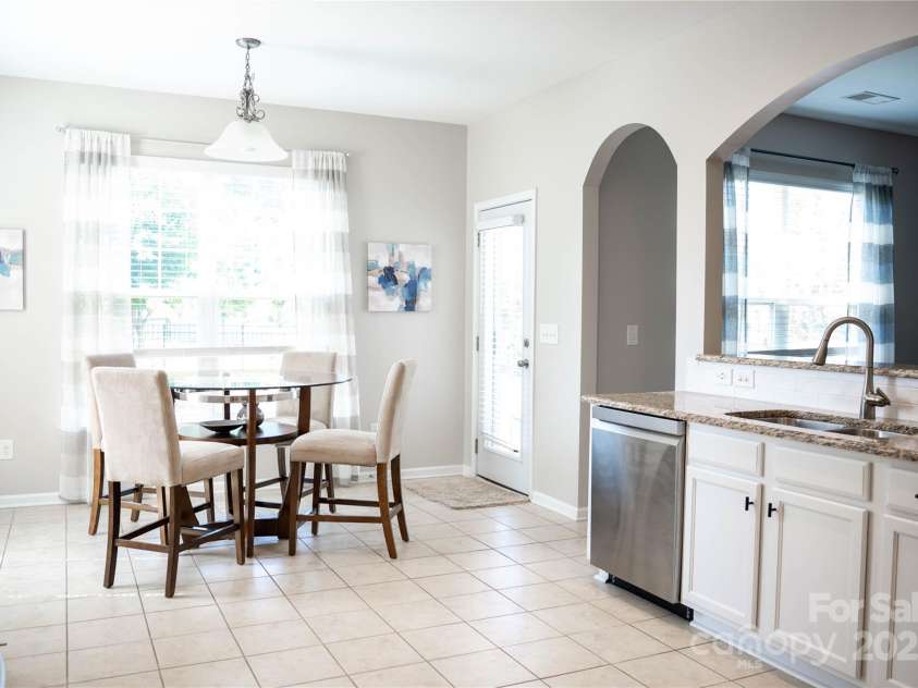 1284 Bridgeford Drive, Huntersville, NC 28078.  MLS# CAR4291230, YatesRealty ID 32322. 