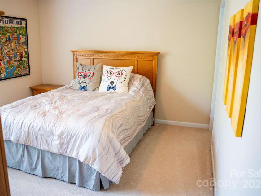 1284 Bridgeford Drive, Huntersville, NC 28078.  MLS# CAR4291230, YatesRealty ID 32322. 