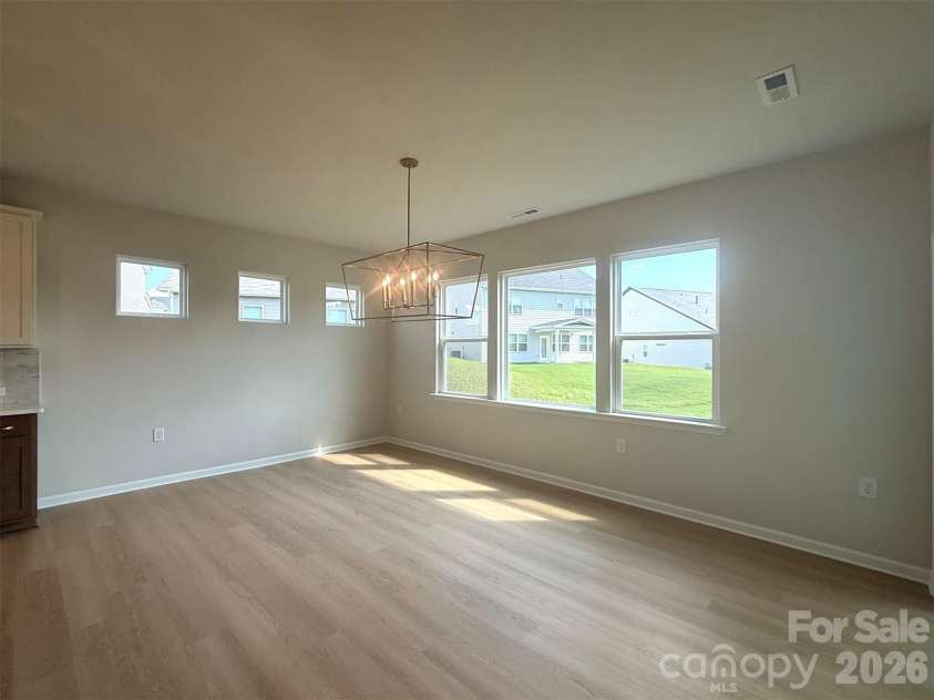 1947 Thicket Drive, Gastonia, NC 28054.  MLS# CAR4382984, YatesRealty ID 32323. Breakfast