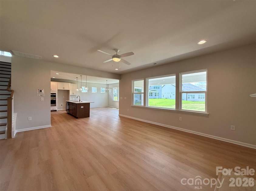 1947 Thicket Drive, Gastonia, NC 28054.  MLS# CAR4382984, YatesRealty ID 32323. Family Room/Kitchen/Breakfast