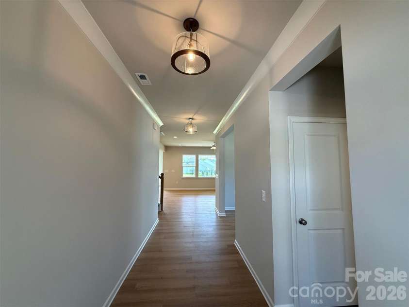 1947 Thicket Drive, Gastonia, NC 28054.  MLS# CAR4382984, YatesRealty ID 32323. Foyer