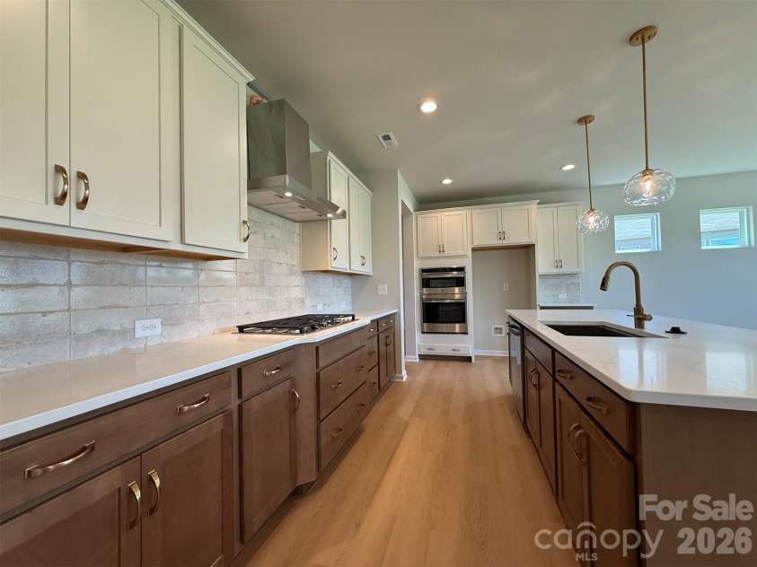1947 Thicket Drive, Gastonia, NC 28054.  MLS# CAR4382984, YatesRealty ID 32323. Kitchen