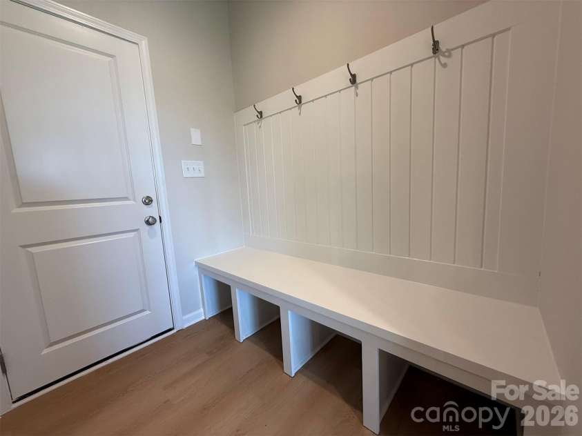 1947 Thicket Drive, Gastonia, NC 28054.  MLS# CAR4382984, YatesRealty ID 32323. Mud Room