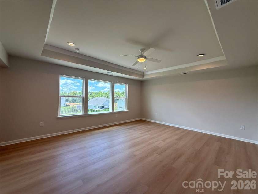 1947 Thicket Drive, Gastonia, NC 28054.  MLS# CAR4382984, YatesRealty ID 32323. Premier Bedroom