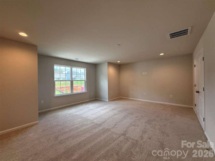 1947 Thicket Drive, Gastonia, NC 28054.  MLS# CAR4382984, YatesRealty ID 32323. Rec Room