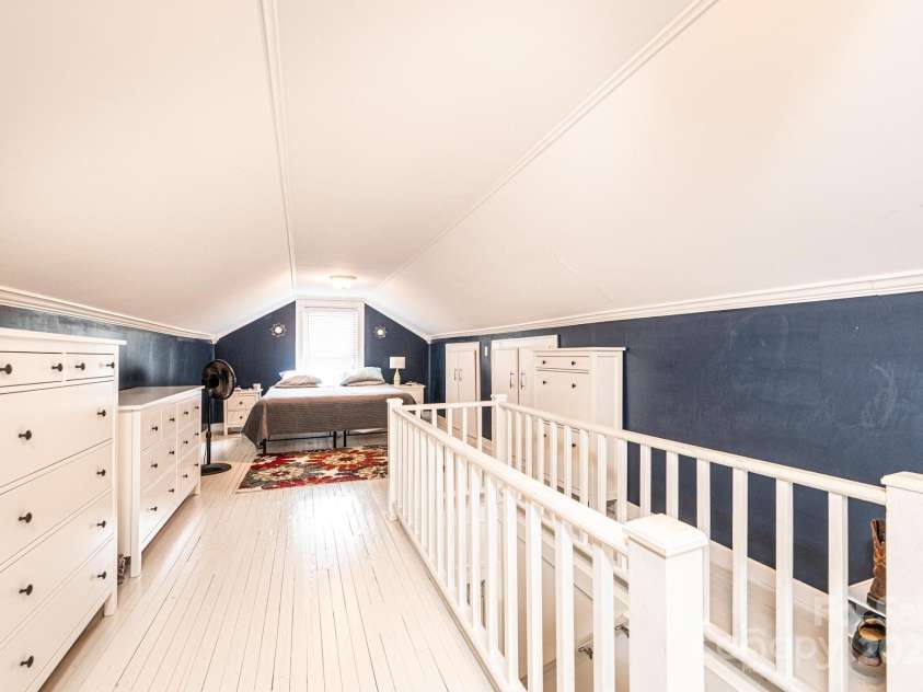 507 Mountain View Street, Morganton, NC 28655.  MLS# CAR4292038, YatesRealty ID 32323. 