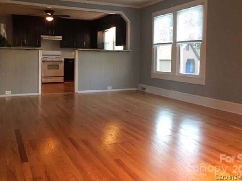 124 & 128 Market Road, Mooresville, NC 28115.  MLS# CAR4274753, YatesRealty ID 32324. 124 M kitchen/dining