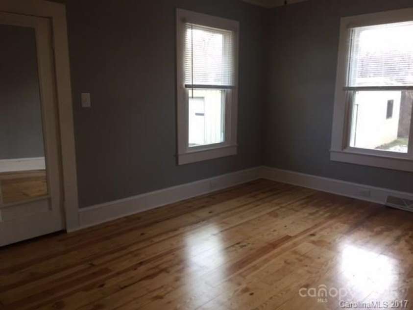 124 & 128 Market Road, Mooresville, NC 28115.  MLS# CAR4274753, YatesRealty ID 32324. 124 M primary