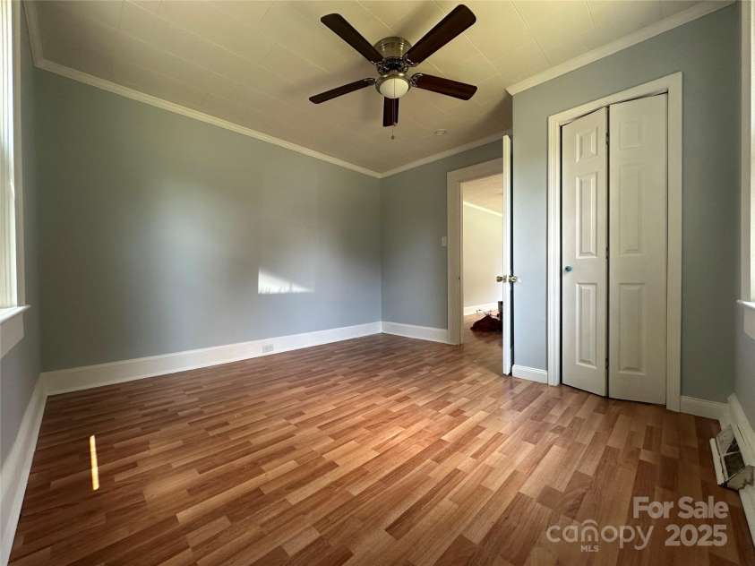 124 & 128 Market Road, Mooresville, NC 28115.  MLS# CAR4274753, YatesRealty ID 32324. 128 M guest bed