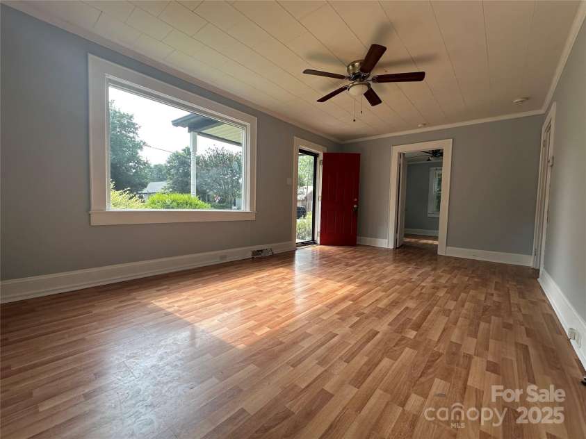 124 & 128 Market Road, Mooresville, NC 28115.  MLS# CAR4274753, YatesRealty ID 32324. 128 M living