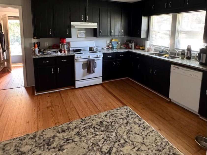 124 & 128 Market Road, Mooresville, NC 28115.  MLS# CAR4274753, YatesRealty ID 32324. 
