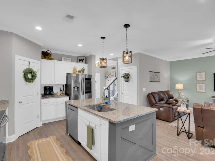 59 Competition Drive, Camden, SC 29020.  MLS# CAR4290152, YatesRealty ID 32325. 