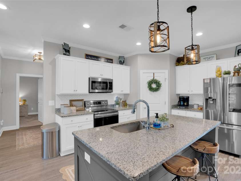 59 Competition Drive, Camden, SC 29020.  MLS# CAR4290152, YatesRealty ID 32325. 