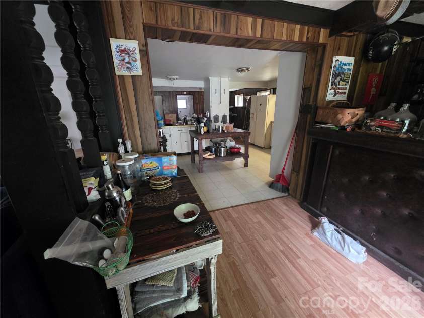 78 Brooks Cove Road, Candler, NC 28715.  MLS# CAR4396533, YatesRealty ID 32325. 