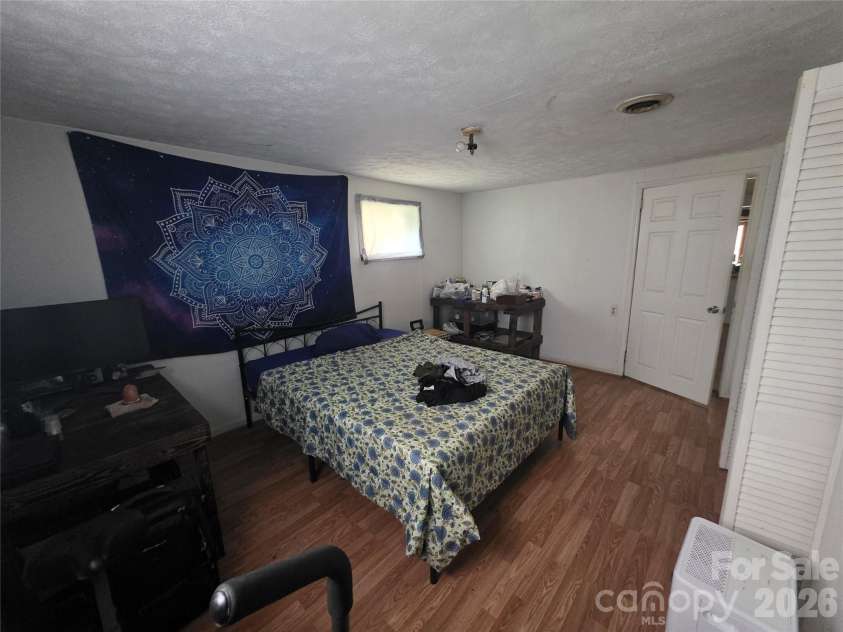 78 Brooks Cove Road, Candler, NC 28715.  MLS# CAR4396533, YatesRealty ID 32325. 