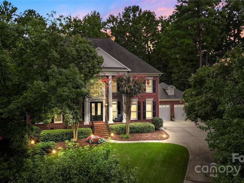 14654 Trading Path Way, Charlotte, NC 28277.  MLS# CAR4291294, YatesRealty ID 32327. 