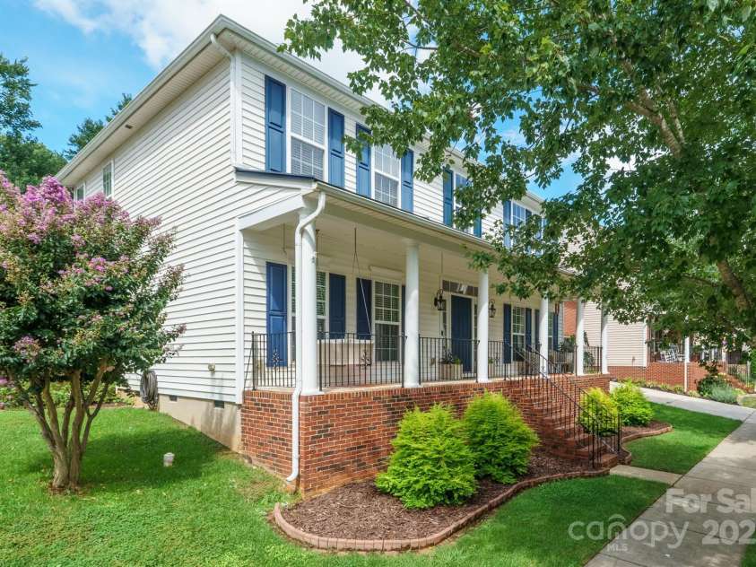 15530 Troubadour Lane, Huntersville, NC 28078.  MLS# CAR4281831, YatesRealty ID 32328. 