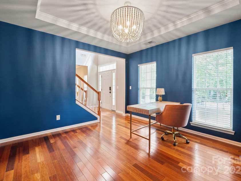 15530 Troubadour Lane, Huntersville, NC 28078.  MLS# CAR4281831, YatesRealty ID 32328. 