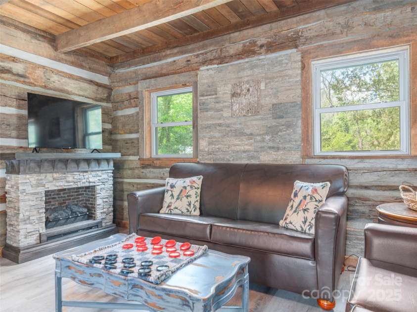 9386 Cruso Road, Canton, NC 28716.  MLS# CAR4315608, YatesRealty ID 32329. 