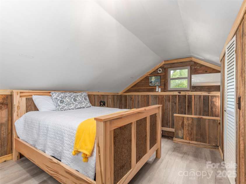 9386 Cruso Road, Canton, NC 28716.  MLS# CAR4315608, YatesRealty ID 32329. 