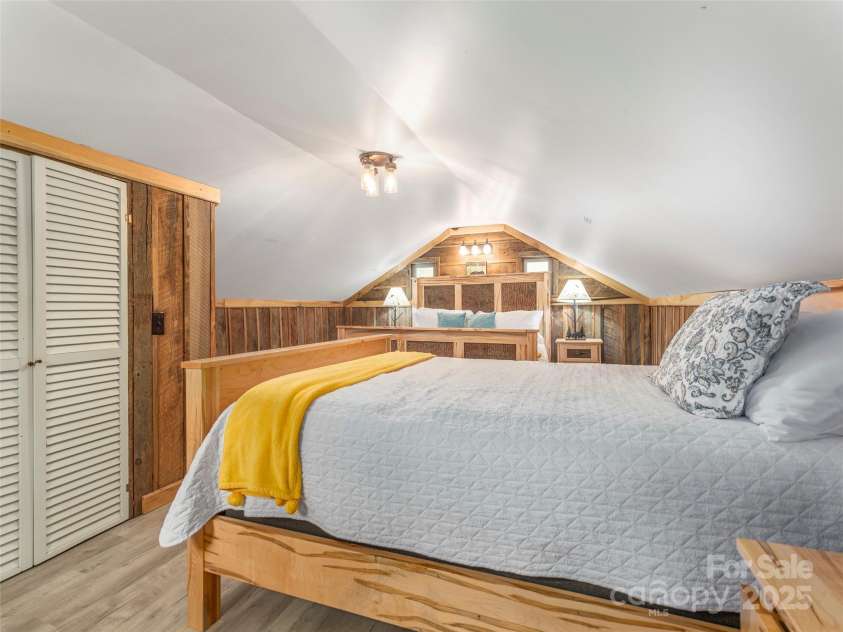 9386 Cruso Road, Canton, NC 28716.  MLS# CAR4315608, YatesRealty ID 32329. 