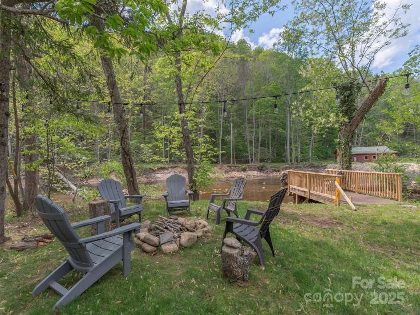 9386 Cruso Road, Canton, NC 28716.  MLS# CAR4315608, YatesRealty ID 32329. 