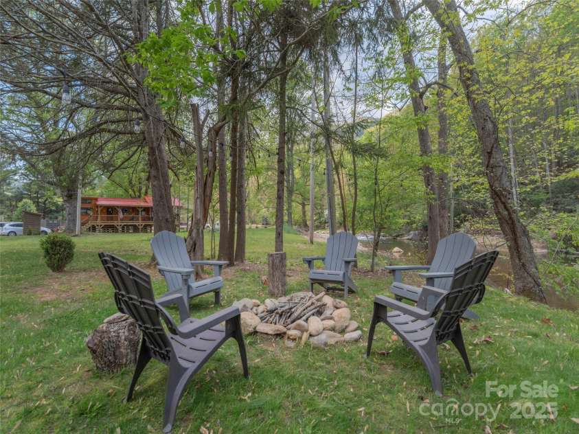 9386 Cruso Road, Canton, NC 28716.  MLS# CAR4315608, YatesRealty ID 32329. 