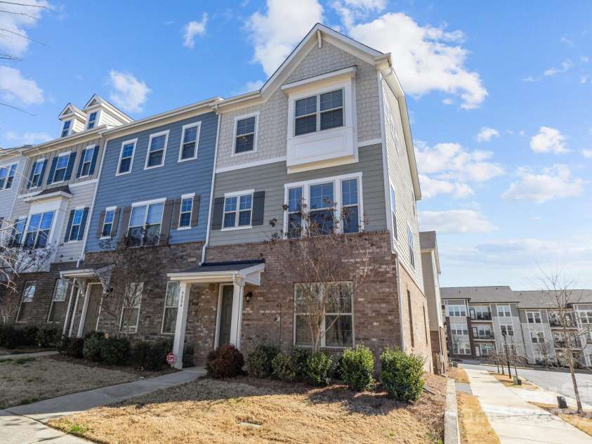 9804 Ainslie Downs Street, Charlotte, NC 28273.  MLS# CAR4225132, YatesRealty ID 3233. 