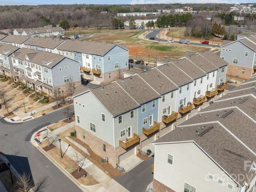 9804 Ainslie Downs Street, Charlotte, NC 28273.  MLS# CAR4225132, YatesRealty ID 3233. 