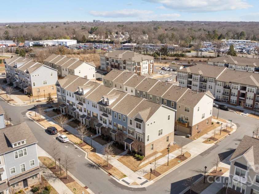 9804 Ainslie Downs Street, Charlotte, NC 28273.  MLS# CAR4225132, YatesRealty ID 3233. 