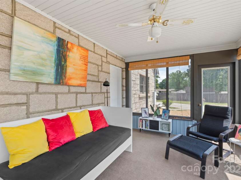 1513 Ridge Avenue, Kannapolis, NC 28083.  MLS# CAR4284529, YatesRealty ID 32330. 