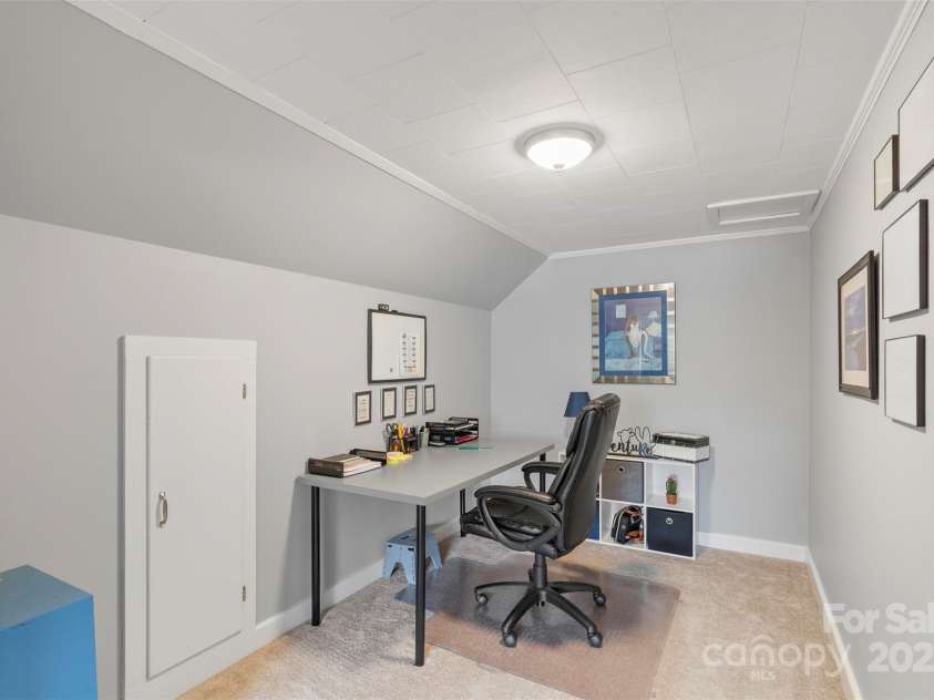 1513 Ridge Avenue, Kannapolis, NC 28083.  MLS# CAR4284529, YatesRealty ID 32330. 