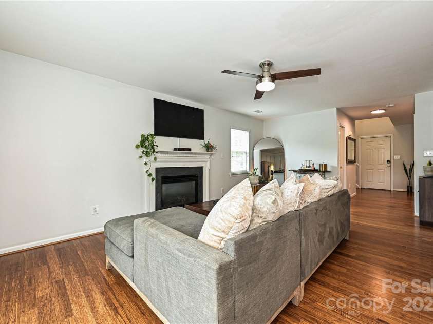 105 Howe Street, Belmont, NC 28012.  MLS# CAR4288261, YatesRealty ID 32331. 