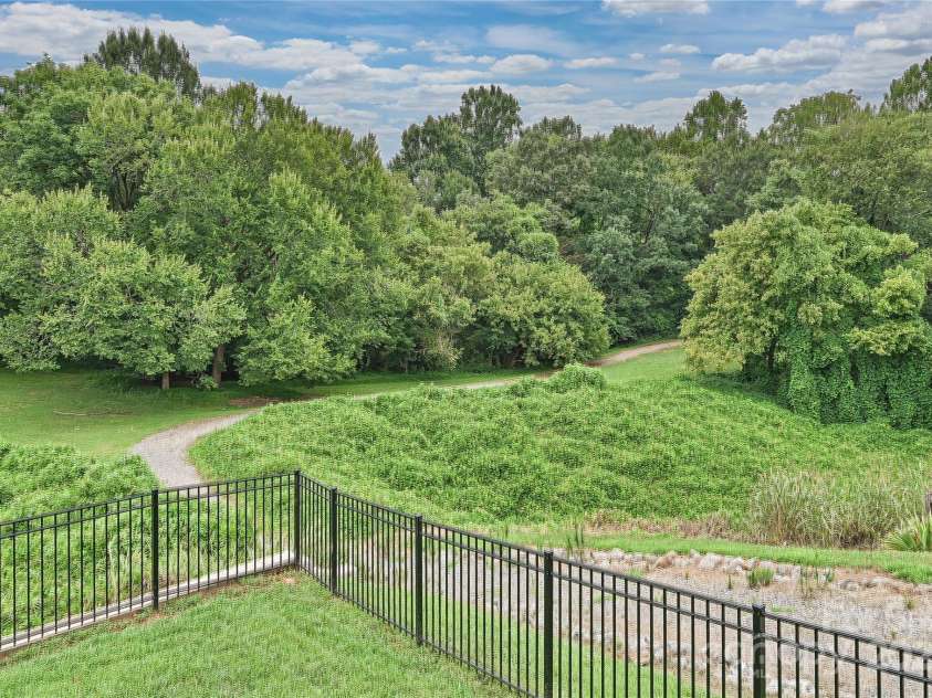 105 Howe Street, Belmont, NC 28012.  MLS# CAR4288261, YatesRealty ID 32331. 