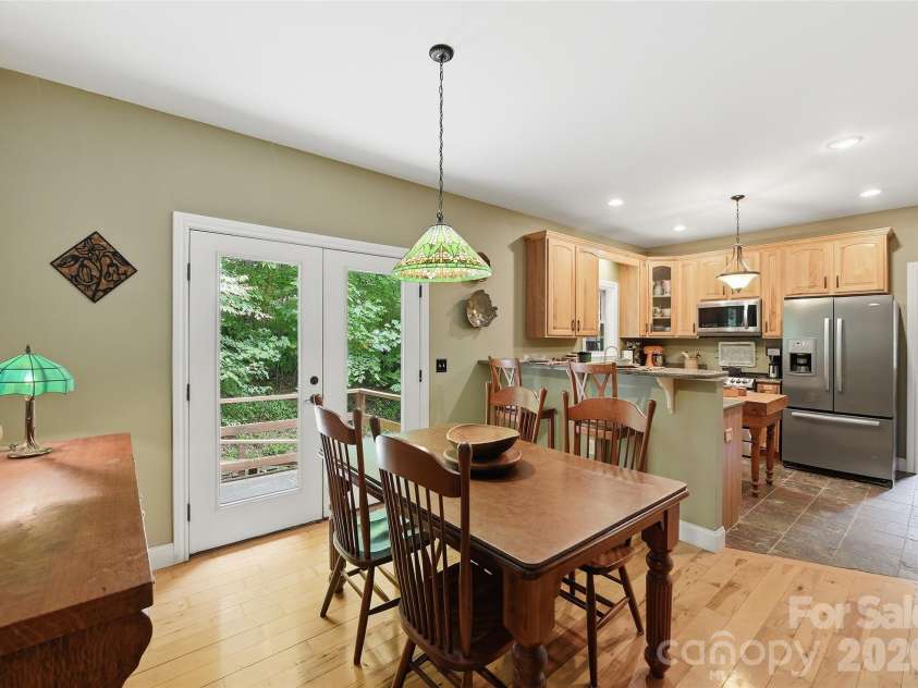 229 Rippling Brook Road, Sylva, NC 28779.  MLS# CAR4396681, YatesRealty ID 32331. 