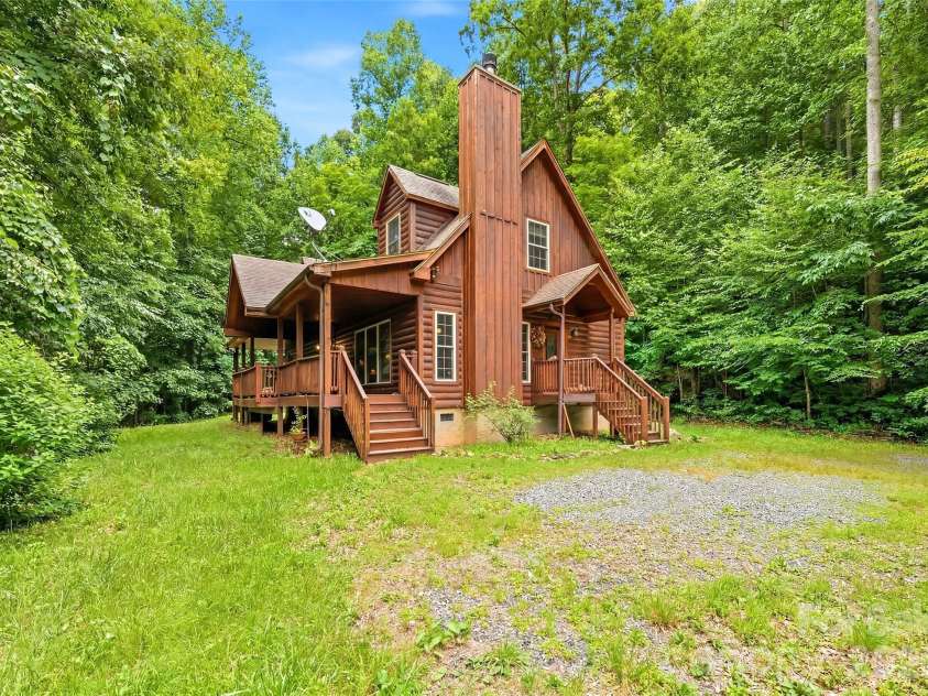 229 Rippling Brook Road, Sylva, NC 28779.  MLS# CAR4396681, YatesRealty ID 32331. 