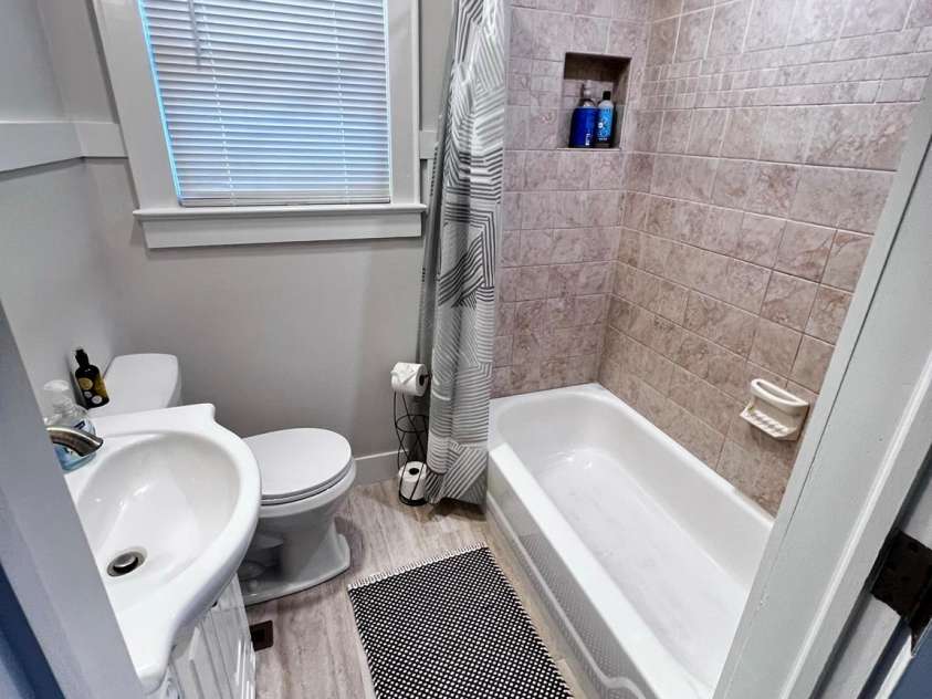 4317 Ruskin Drive, Charlotte, NC 28209.  MLS# CAR4394530, YatesRealty ID 32333. 