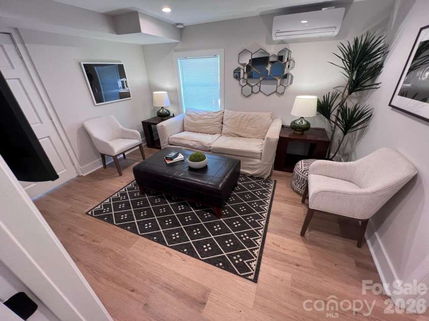 4317 Ruskin Drive, Charlotte, NC 28209.  MLS# CAR4394530, YatesRealty ID 32333. 