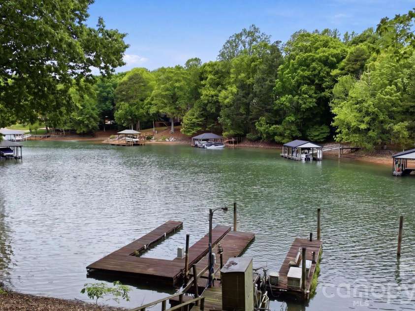 142 Seekirk Drive, Troutman, NC 28166.  MLS# CAR4396157, YatesRealty ID 32335. 