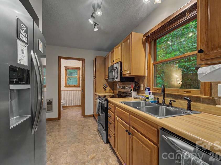 903 Plott Balsam Road, Maggie Valley, NC 28751.  MLS# CAR4396699, YatesRealty ID 32336. 
