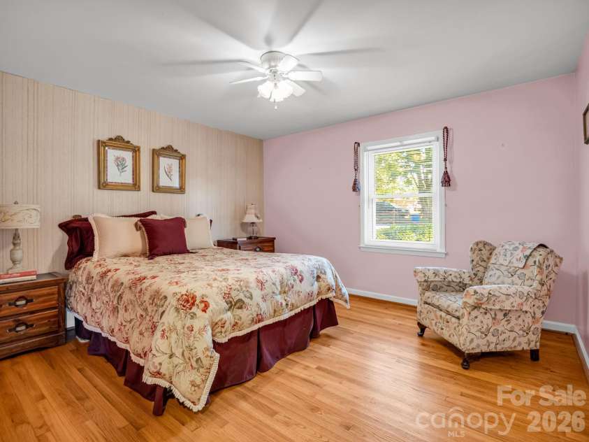 184 Edwards Street, Rutherfordton, NC 28139.  MLS# CAR4396063, YatesRealty ID 32340. 
