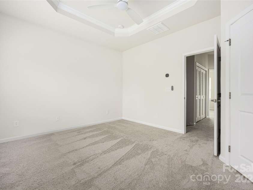 3120 Beeler Lane, Charlotte, NC 28208.  MLS# CAR4292825, YatesRealty ID 32340. 
