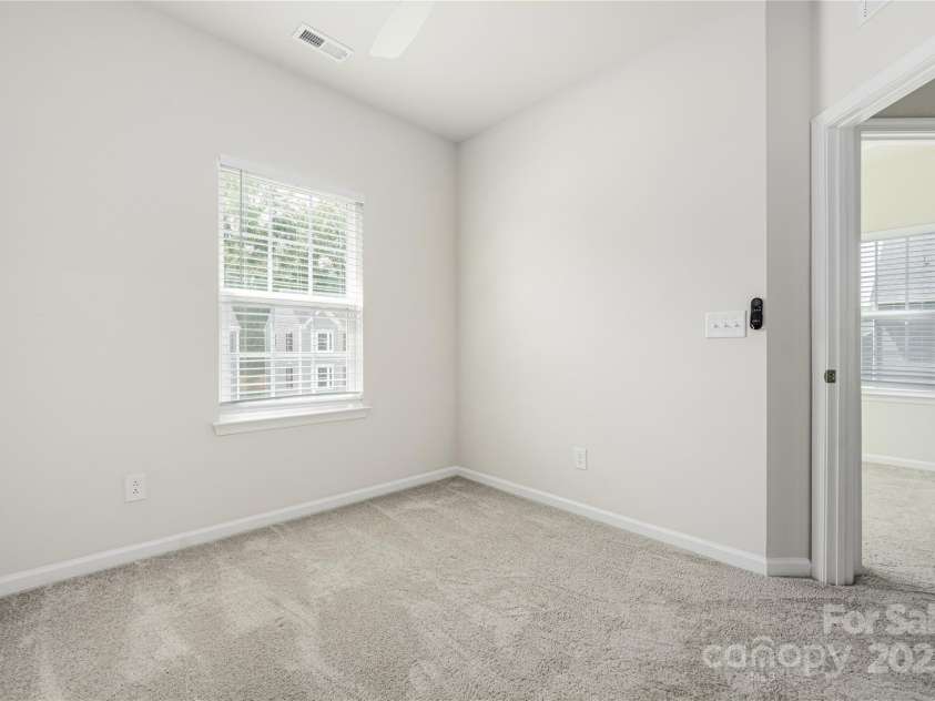 3120 Beeler Lane, Charlotte, NC 28208.  MLS# CAR4292825, YatesRealty ID 32340. 