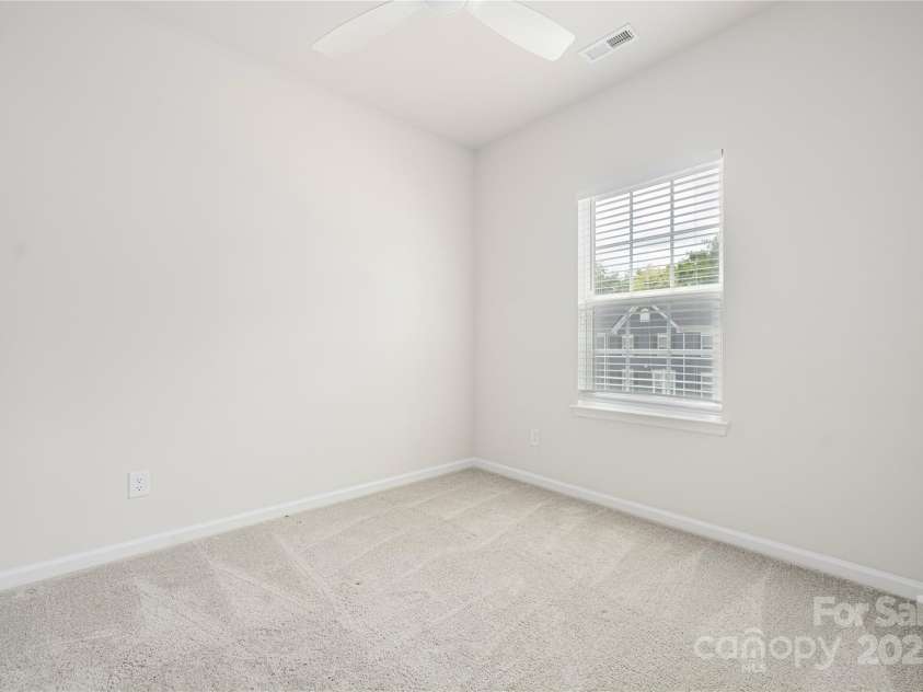 3120 Beeler Lane, Charlotte, NC 28208.  MLS# CAR4292825, YatesRealty ID 32340. 