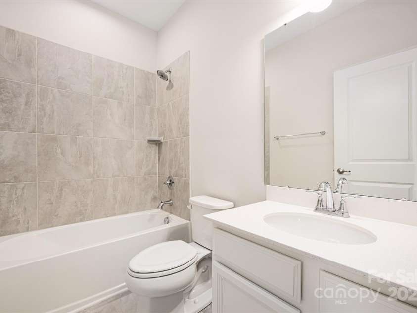 3120 Beeler Lane, Charlotte, NC 28208.  MLS# CAR4292825, YatesRealty ID 32340. 