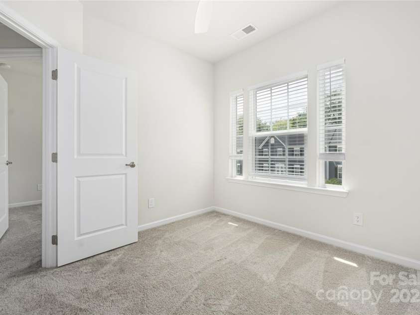 3120 Beeler Lane, Charlotte, NC 28208.  MLS# CAR4292825, YatesRealty ID 32340. 