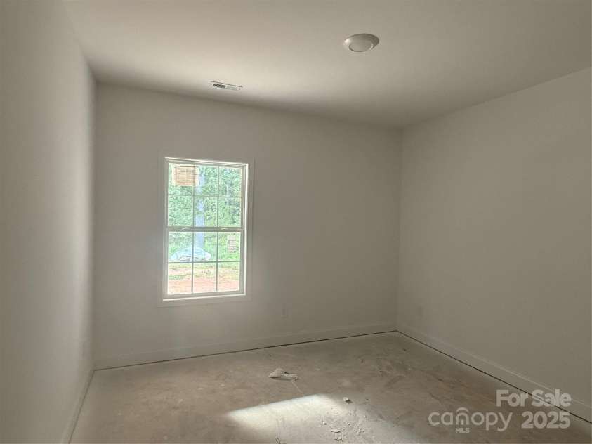 3949 Port Richmond Avenue, Gastonia, NC 28056.  MLS# CAR4292369, YatesRealty ID 32341. Bedroom 3